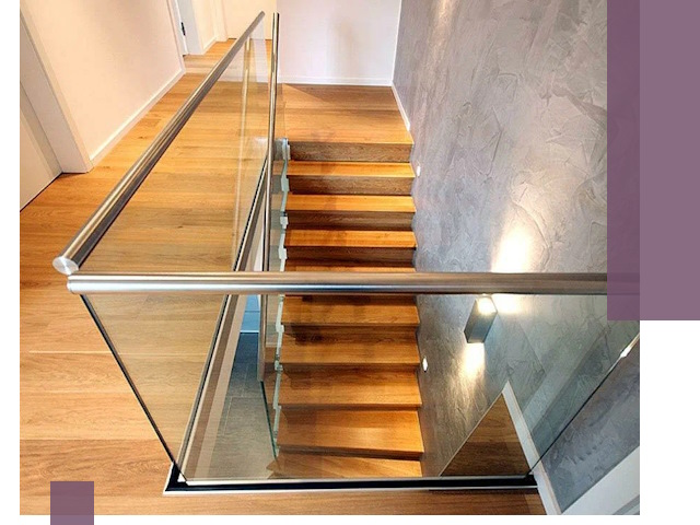 Перила для лестницы в доме — изготовление и монтаж в Североморске