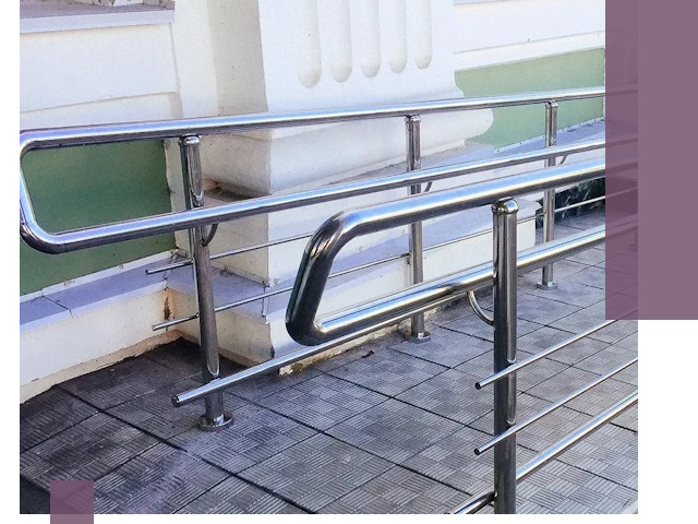 Ограждения пандусов из металла и нержавейки в Североморске