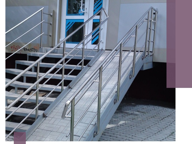 Пандус на крыльцо под ключ в Североморске: монтаж и изготовление