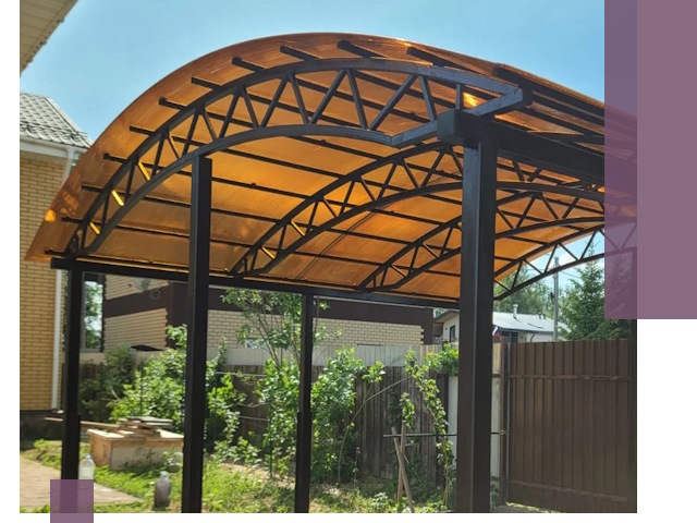 Изготовление навесов под ключ в Североморске из качественных материалов