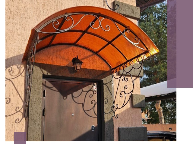 Демонтаж козырьков в Североморске быстро и безопасно