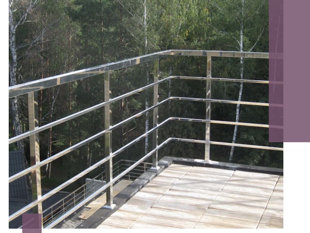 Парапеты из нержавеющей стали в Североморске — изготовление и монтаж