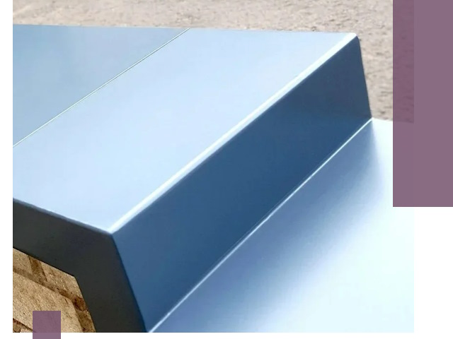 Крышки на парапет в Североморске: изготовление и монтаж под ключ